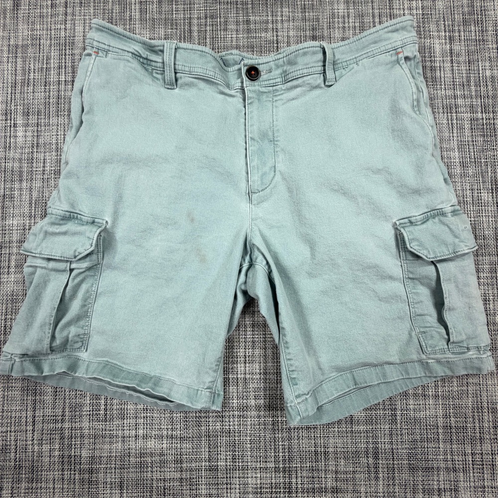 Tommy Bahama Mens Cargo Shorts 36 Light Green Faded Cotton Blend 9 Inseam Casual